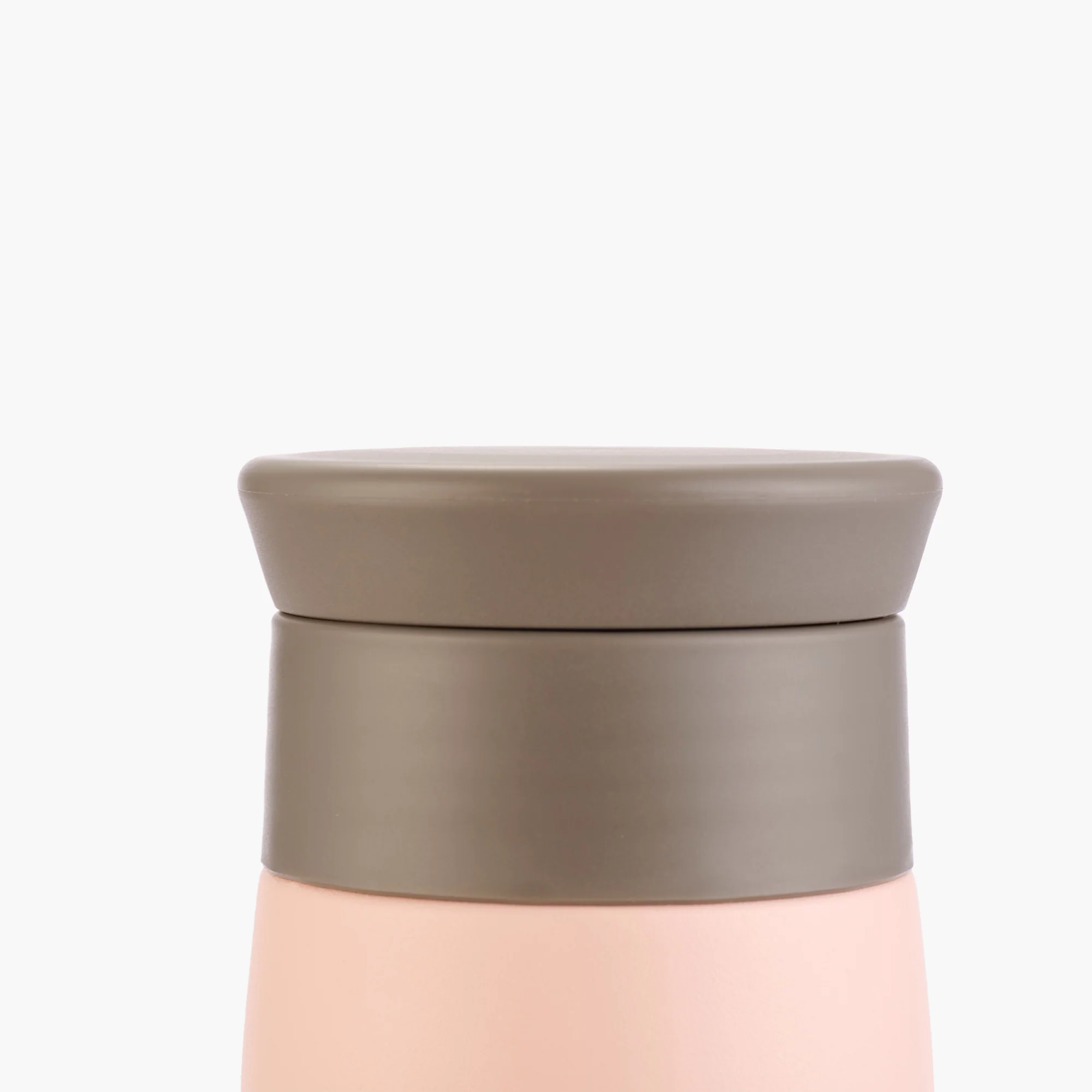 Vacuum Bottle with Classic Shape - Image 5